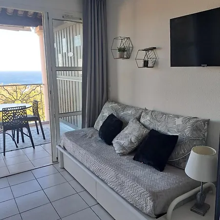 Апартаменты Vue Panoramique Au Cap Esterel T2 *